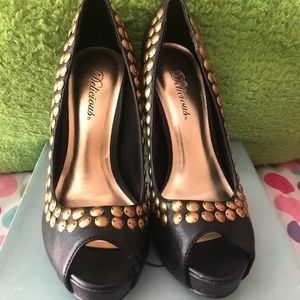 Black peep toe heels